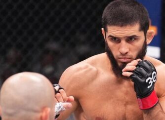 Ислам Махачев назвал авиакомпанию «Победа» чепухой номер один в мире