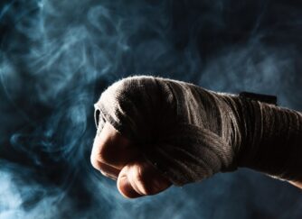 В тюрьме США нашли мертвым экс-бойца UFC Годофредо Кастро