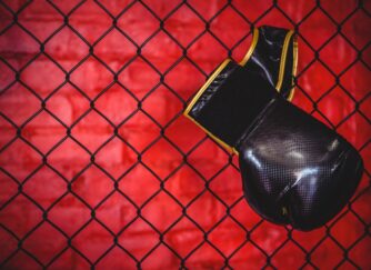 Российский боксер Бивол встретится с немцем Айфертом на УГМК Арене