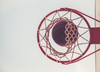 Двух баскетболистов брянской «Десны» дисквалифицировали за ставки